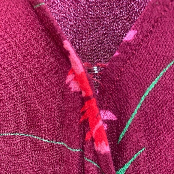 Express Burgundy Floral Wrap Crop Top Size Small 100% Rayon Hand Wash - Picture 3 of 8